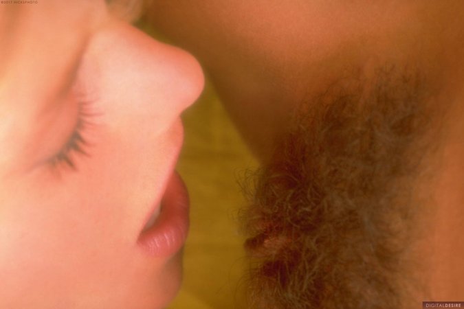 Jamie Summers gets a lesbian vintage style orgasm photo 6