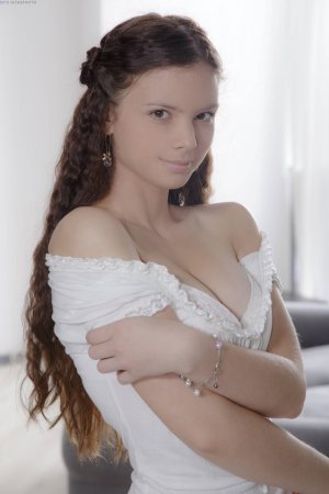 Peachy spends her day off from working fingering her pussy photo 1